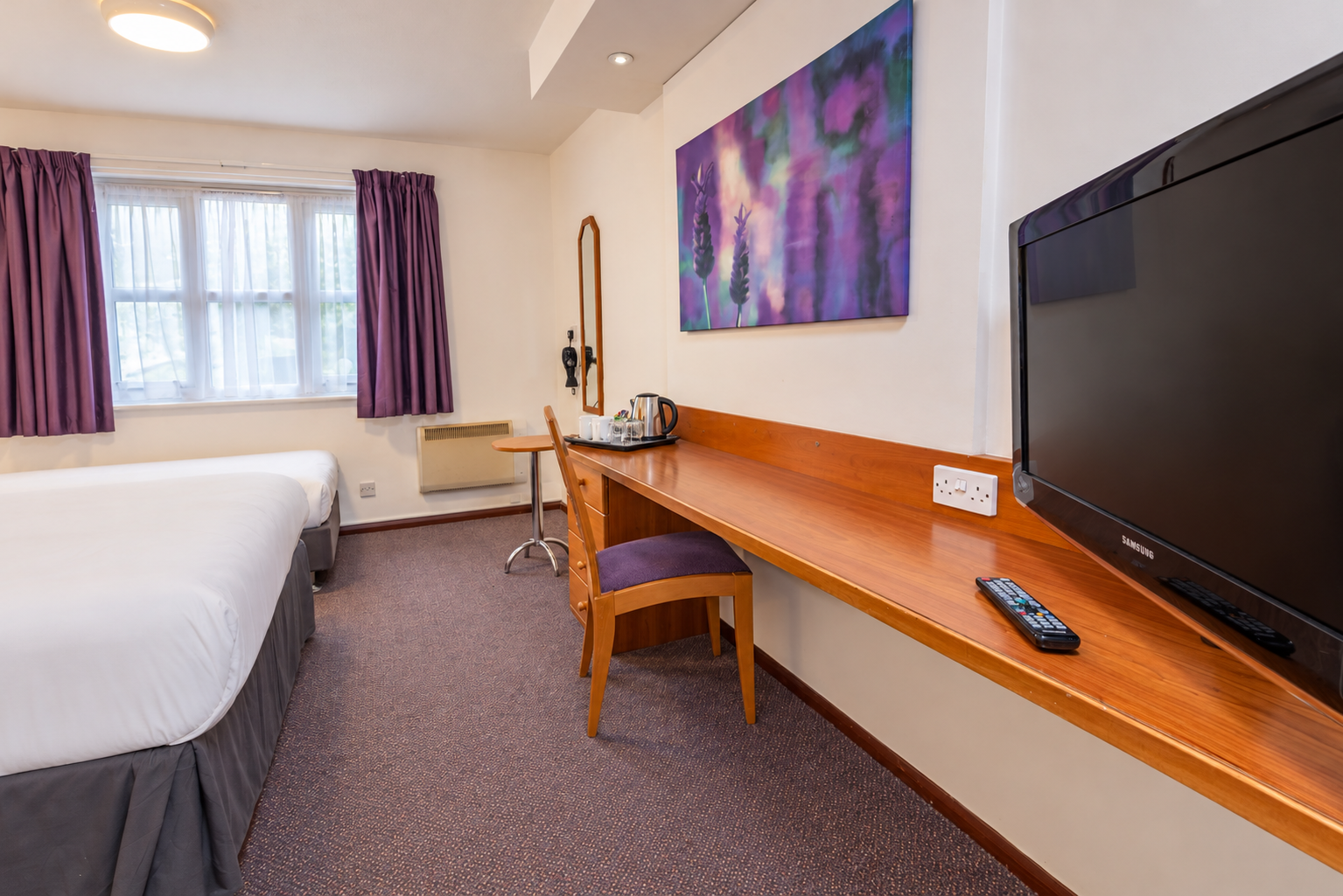 Deluxe Twin Room at Casa Mere Hotel — photo 2 of 3