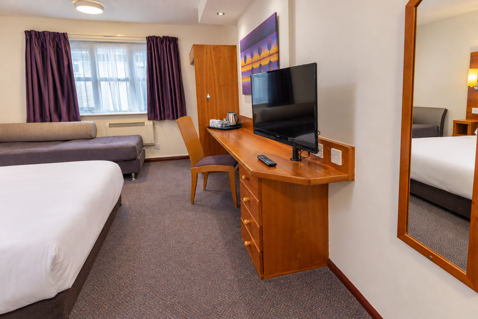 Accessible Room at Casa Mere Hotel — photo 2 of 3